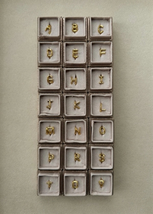 Spelling huggie E Forgyldt Pico 